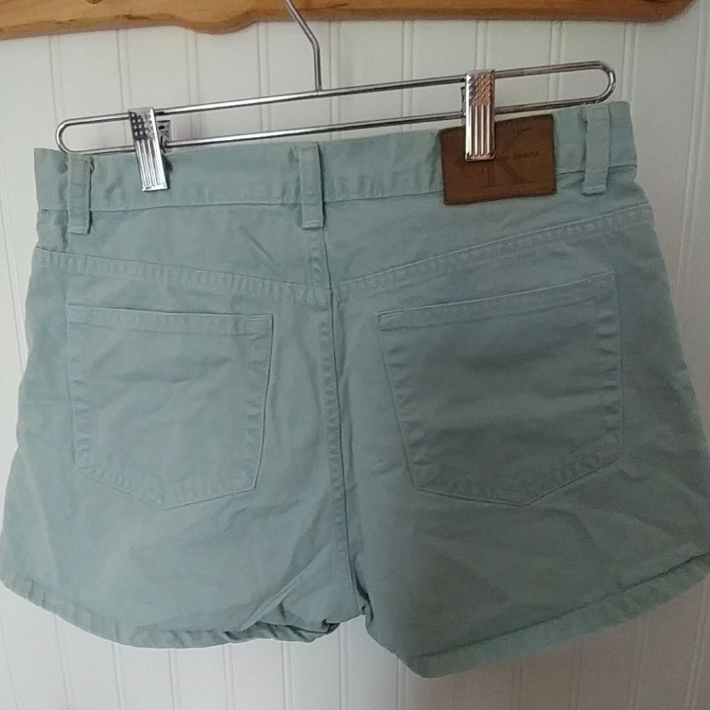Shorts - Picture 2 of 2